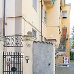 Charlotte Con Parcheggio, 5 Terre, Vicino Stazione لا سبيتسْيا