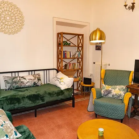 Charlotte Con Parcheggio, 5 Terre, Vicino Stazione Apartment