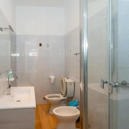 Charlotte Con Parcheggio, 5 Terre, Vicino Stazione Apartment La Spezia
