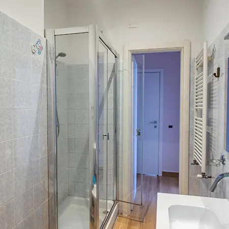 Charlotte Con Parcheggio, 5 Terre, Vicino Stazione דירה לה ספציה