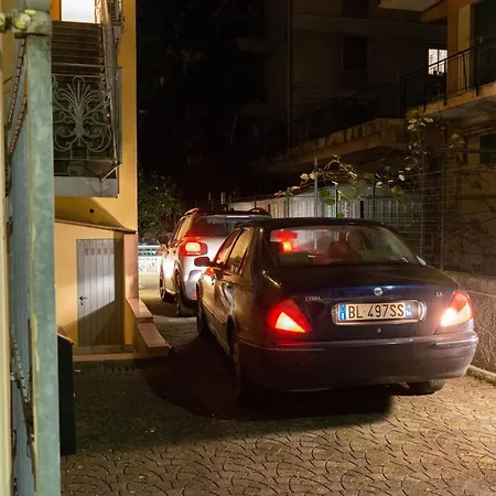 Charlotte Con Parcheggio, 5 Terre, Vicino Stazione Apartment La Spezia