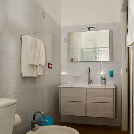 Charlotte Con Parcheggio, 5 Terre, Vicino Stazione *