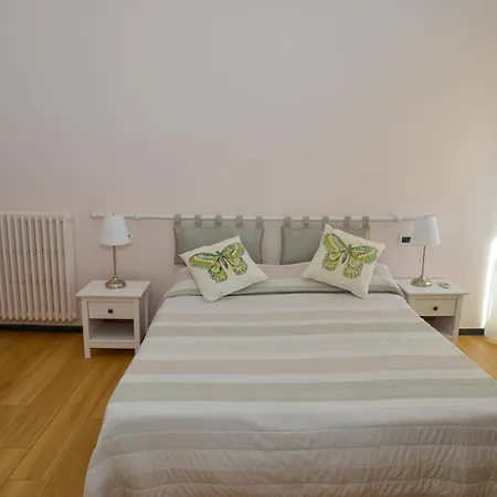 Charlotte Con Parcheggio, 5 Terre, Vicino Stazione לה ספציה