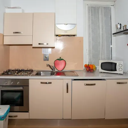 Charlotte Con Parcheggio, 5 Terre, Vicino Stazione * لا سبيتسْيا