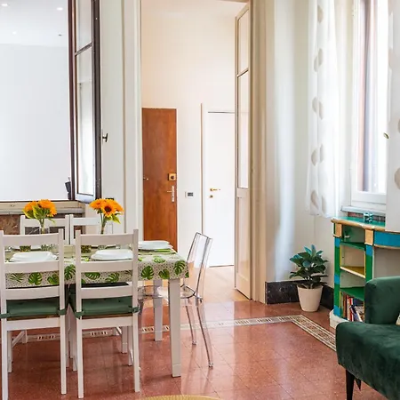 Appartement Charlotte Con Parcheggio, 5 Terre, Vicino Stazione La Spezia